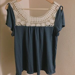 NWT Gray Crochet Short Sleeve American Eagle Top